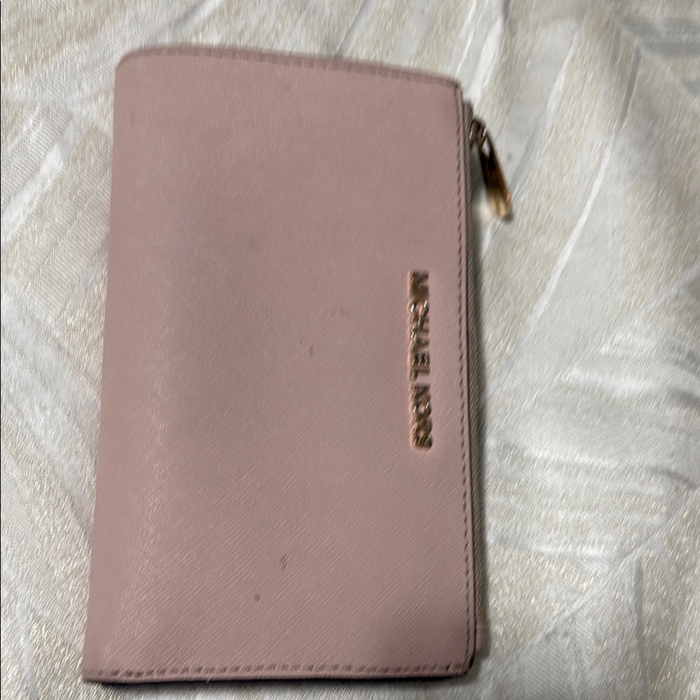 Michael Kors Pink Wallet
